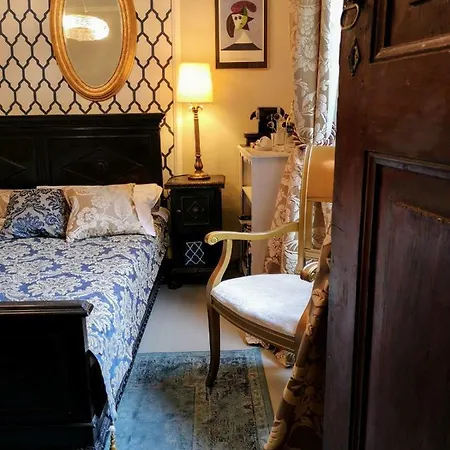 Boutique Il Cortile Divino לינה וארוחת בוקר *